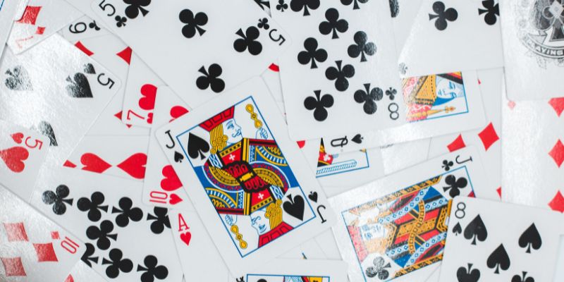 Cách chơi phỏm hay là quan sát đối thủ